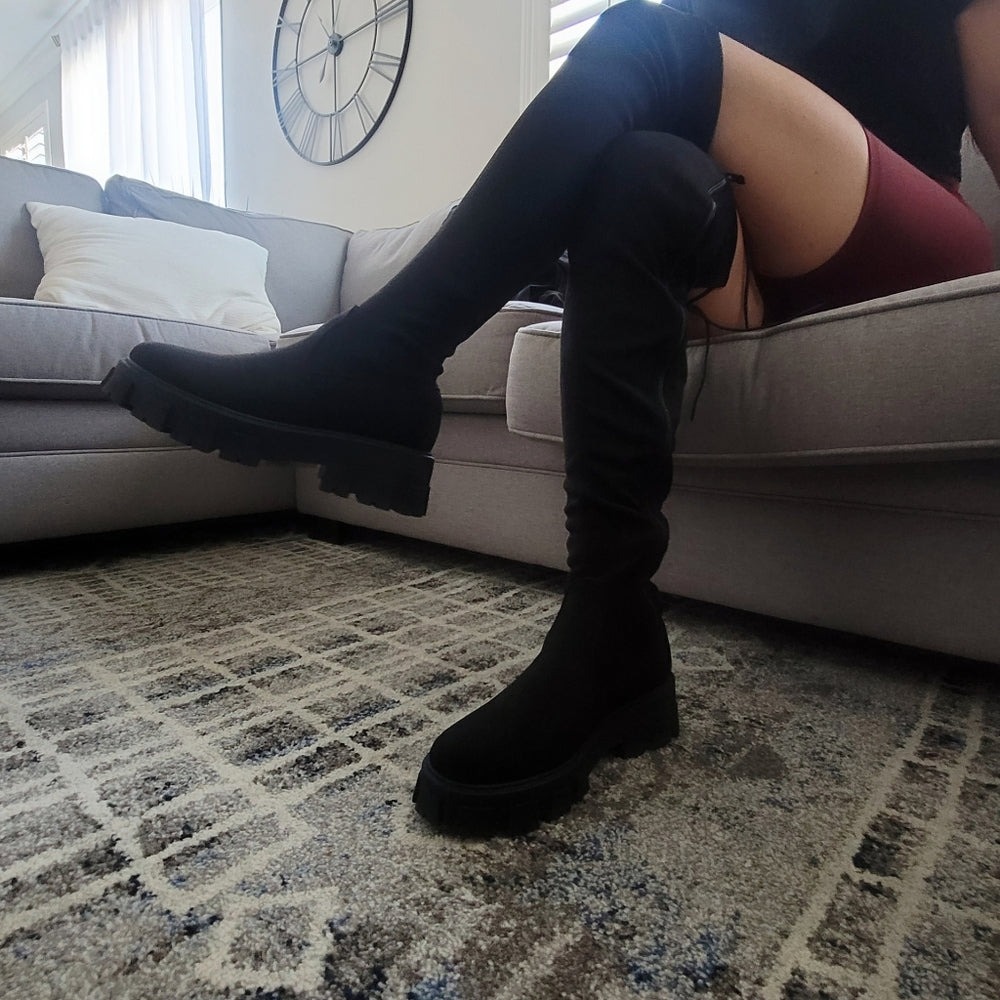 JUST IN Faux Suede Black boots